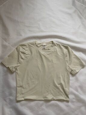 lululemon athletica Short Sleeve Athletic Cropped Crew